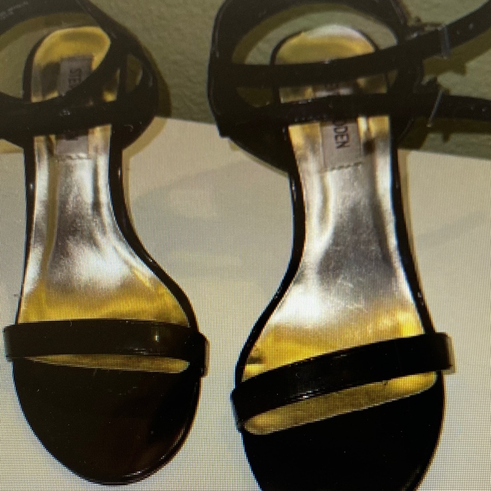 Steve Madden Black and Gold Heels